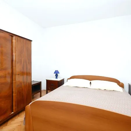 Apartment Goroslava *